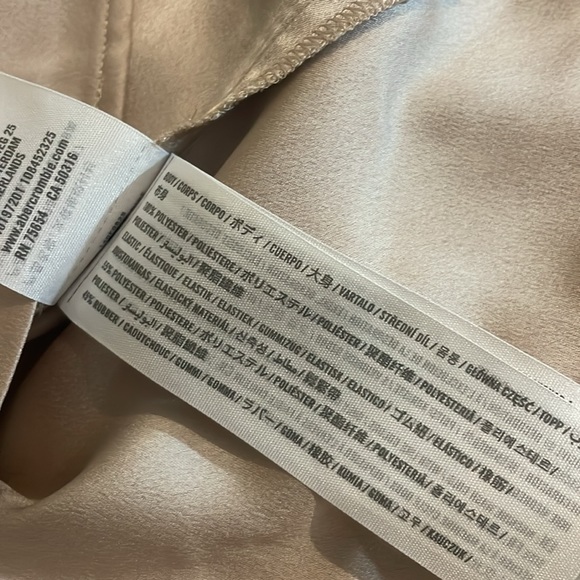 Abercrombie & Fitch Champagne Satin Blouse with Open Tie Back Size Small - Picture 17 of 17